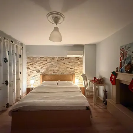 Trakos Hotel 3*
