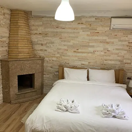 Trakos Hotel